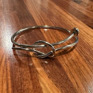 NWOT Nail Knot Bangle Bracelet